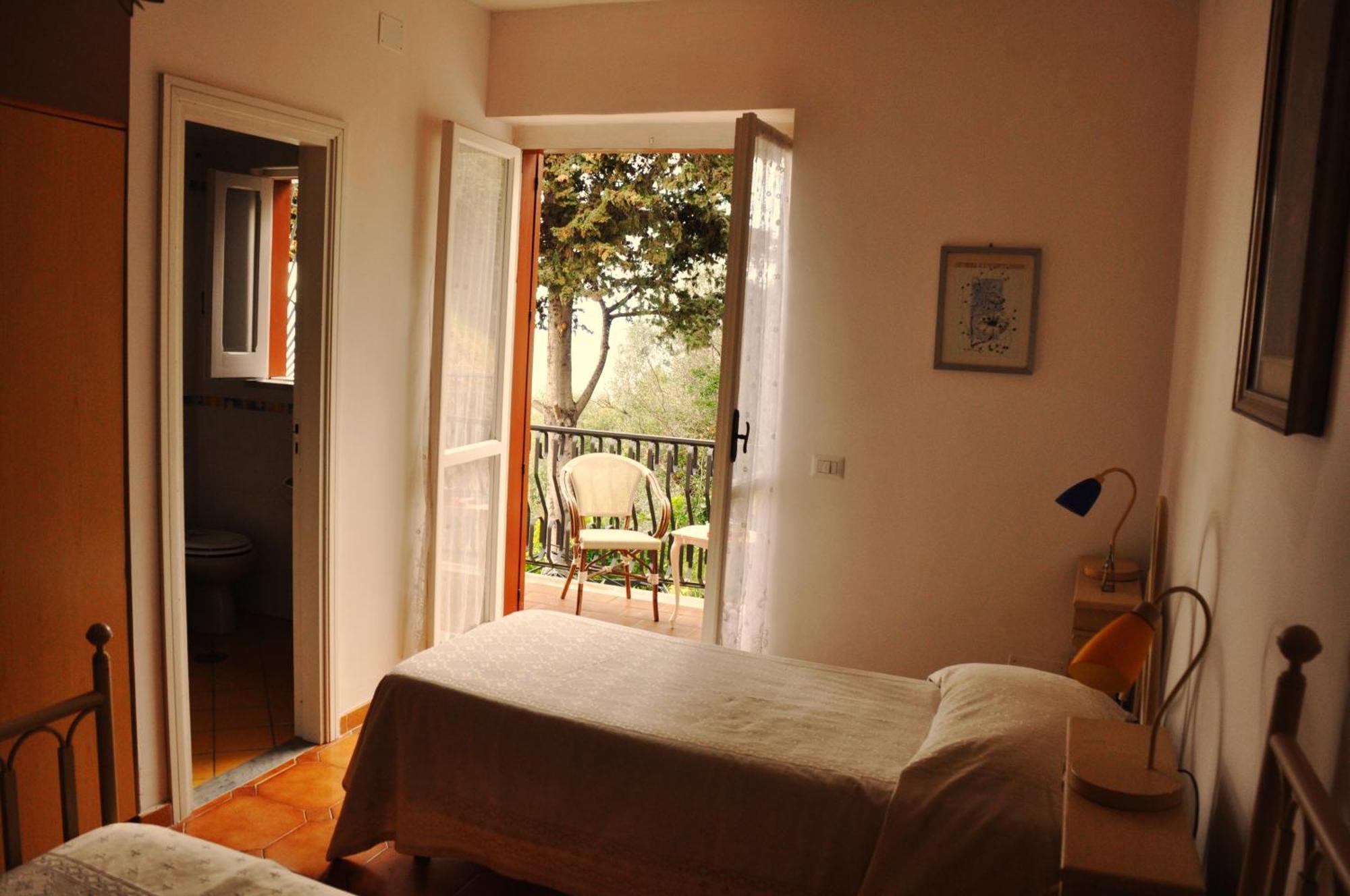 Villa Laura Sea View Apartments Santa Maria di Castellabate Rum bild
