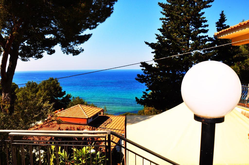 Villa Laura Sea View Apartments Santa Maria di Castellabate Exteriör bild