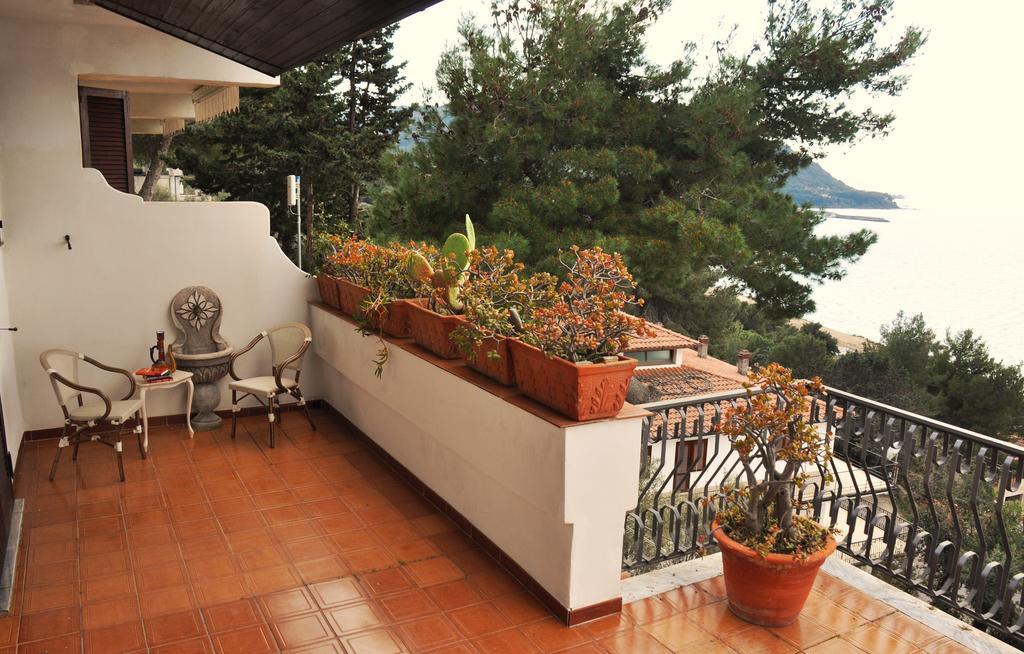 Villa Laura Sea View Apartments Santa Maria di Castellabate Exteriör bild