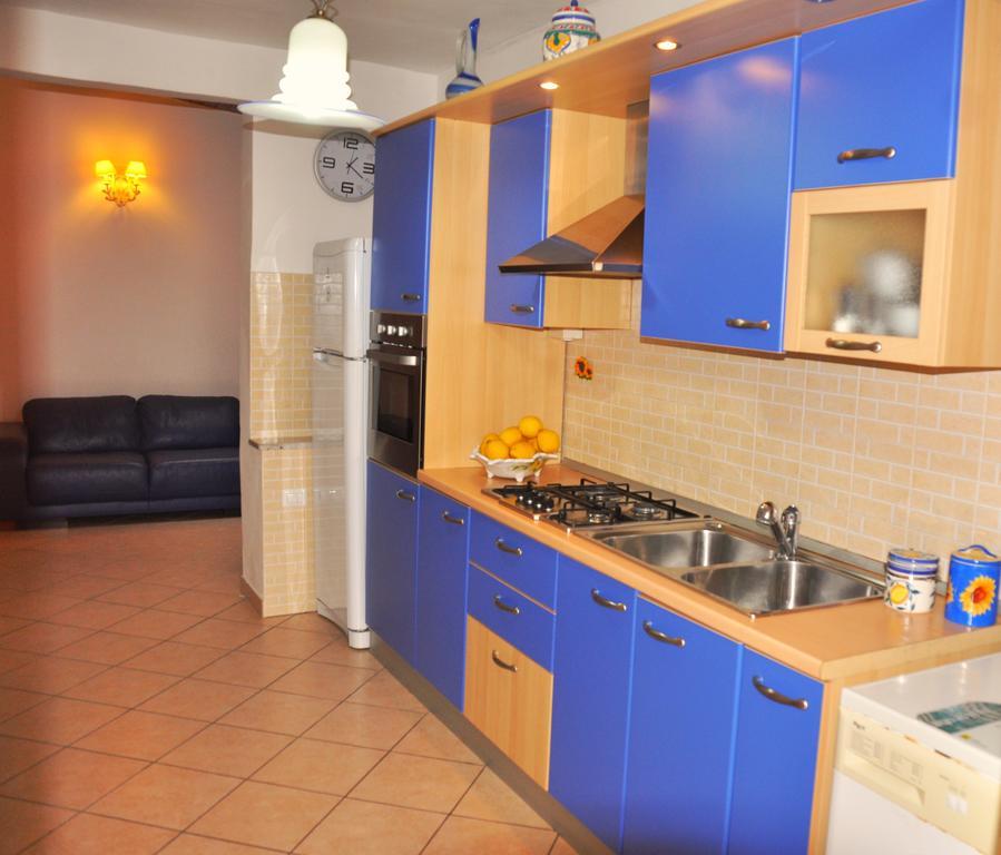 Villa Laura Sea View Apartments Santa Maria di Castellabate Exteriör bild