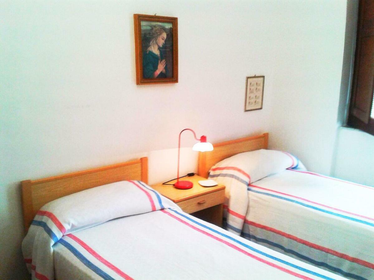 Villa Laura Sea View Apartments Santa Maria di Castellabate Rum bild